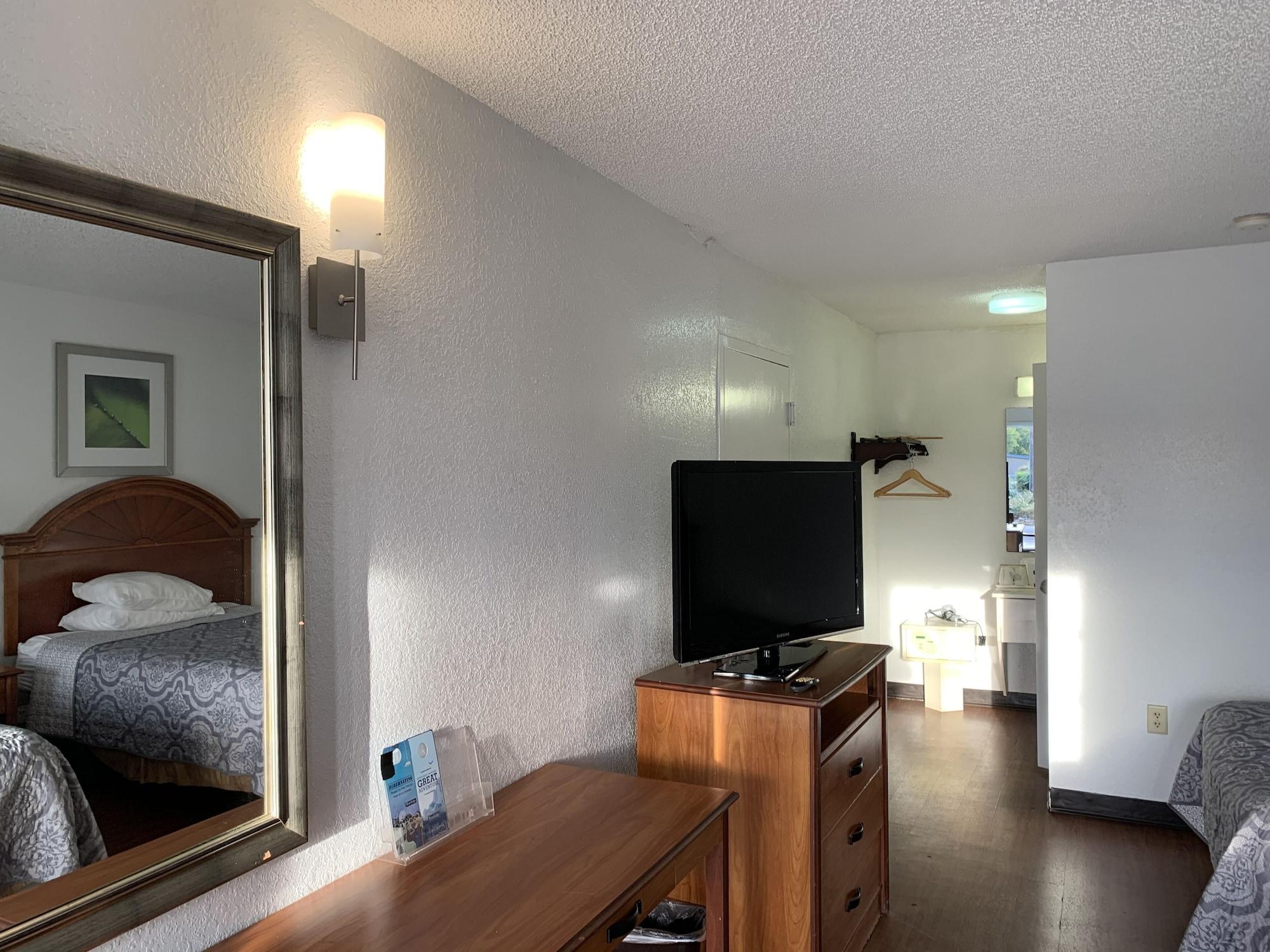 Travelodge Suites By Wyndham Macclenny I-10 Екстериор снимка