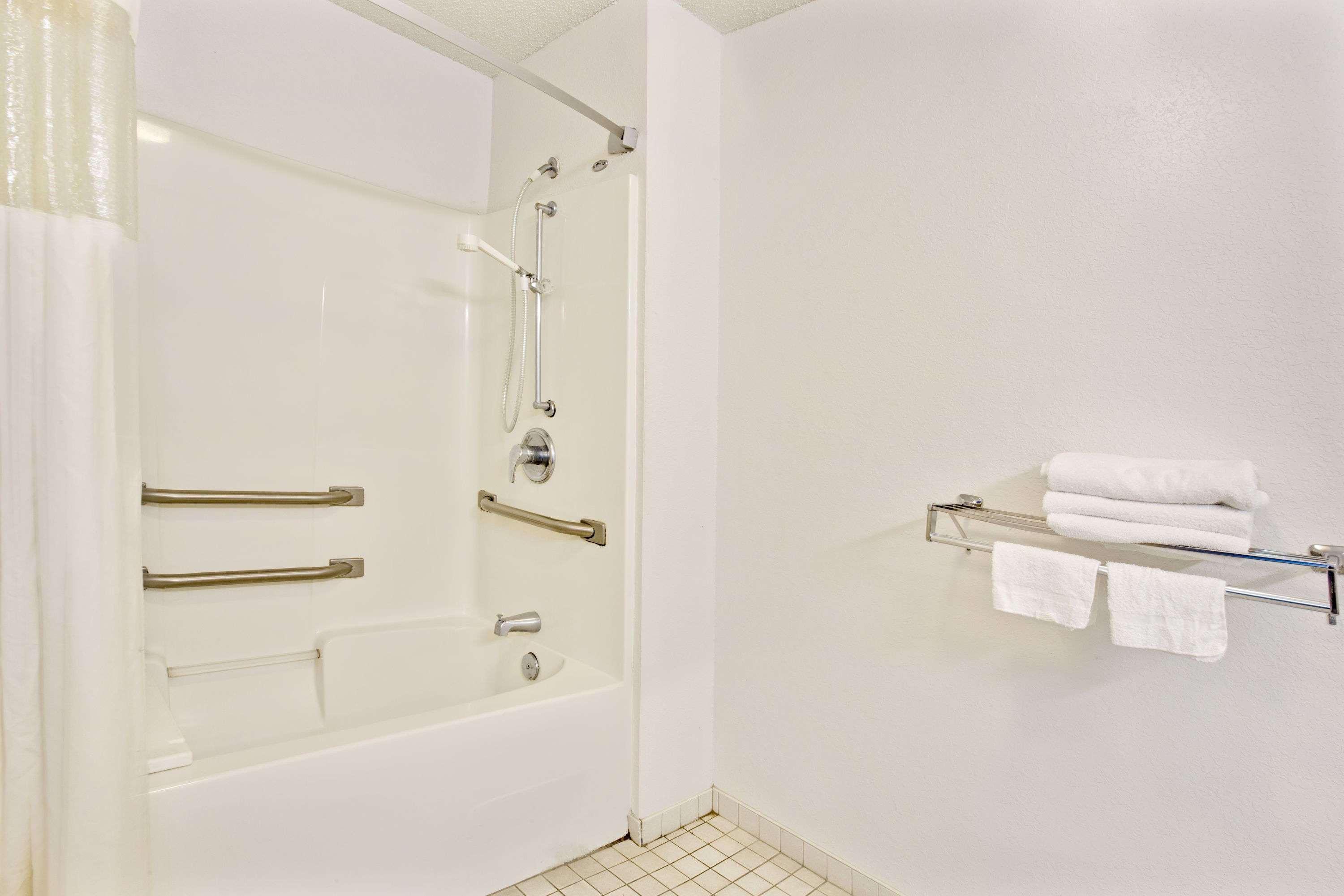 Travelodge Suites By Wyndham Macclenny I-10 Екстериор снимка