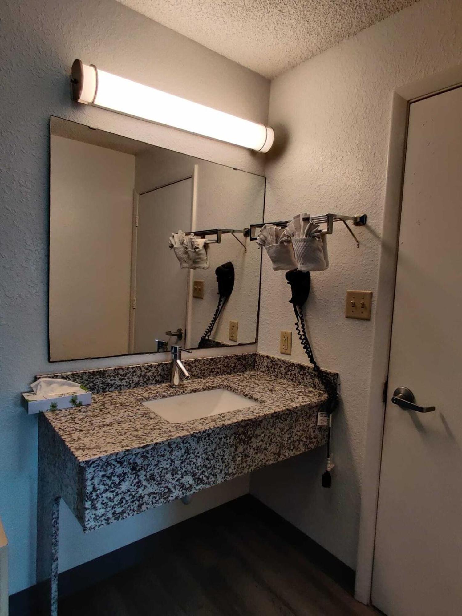 Travelodge Suites By Wyndham Macclenny I-10 Екстериор снимка